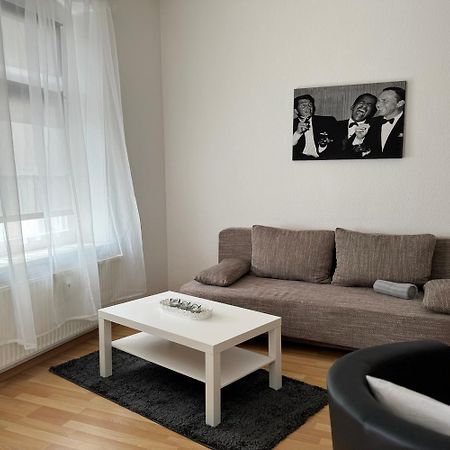 Ferienwohnung In Zwickau Exteriör bild